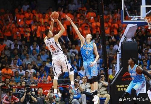 弯道中果断 弯道中果断